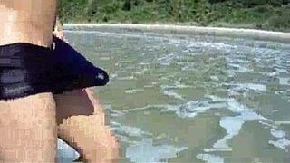 Straw on the beach - porn video