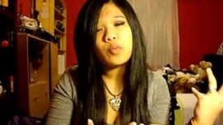 Beautiful girl shows her edible feet to the world - porn video